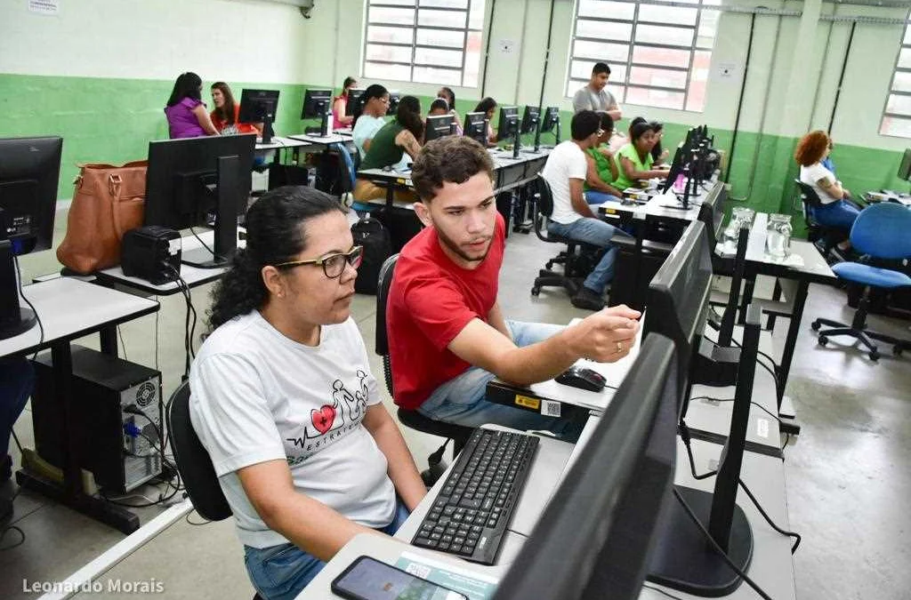 Agentes Comunitários de Saúde participam de capacitação 1 Os Agentes Comunitários de Saúde (ACS's) participaram ontem (28) de um período voltado para capacitação
