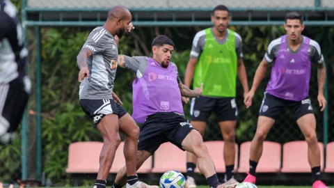 Galo segue para Porto Alegre