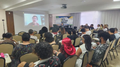 Diagnóstico Participativo reúne agentes culturais para avanço do setor em Governador Valadares 10 Diagnóstico Participativo reúne agentes culturais para avanço do setor em Governador Valadares