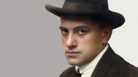 O poeta da revolução