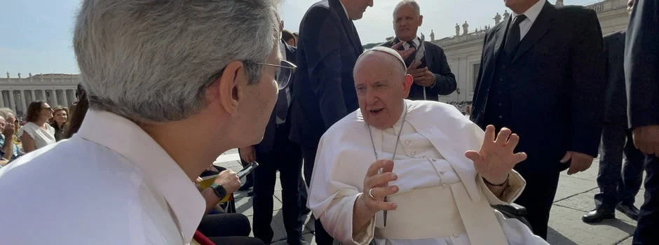 Papa Francisco ressalta luta pela liberdade e instinto de pacificação dos mineiros em encontro com o governador 1 O governador Romeu Zema durante encontro com o Papa Francisco, nesta quarta-feira (13/9), na Cidade do Vaticano