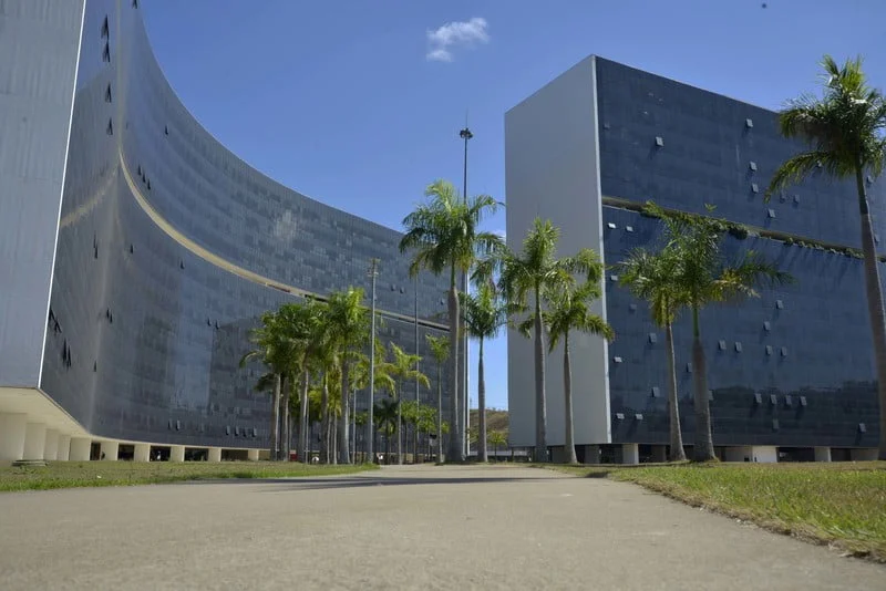 O governo de Minas irá pagar mais uma remessa do passivo de férias-prêmio dos servidores estaduais nesta sexta-feira (29/9)