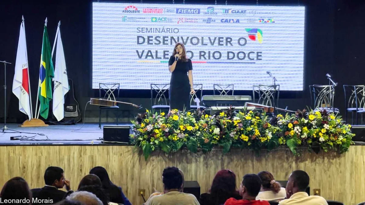 A Prefeitura de Valadares participou do seminário, por meio da Secretária Municipal de Desenvolvimento, Ciência, Tecnologia e Inovação