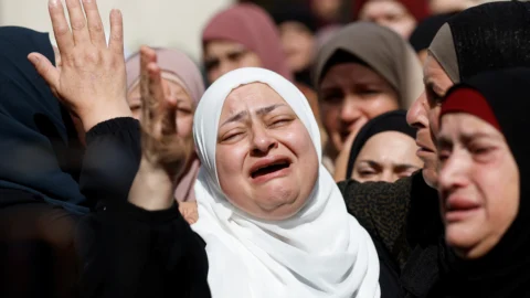 Confrontos na Cisjordânia aumentam e palestinos mortos chegam a 64 4 Confrontos na Cisjordânia aumentam e palestinos mortos chegam a 64