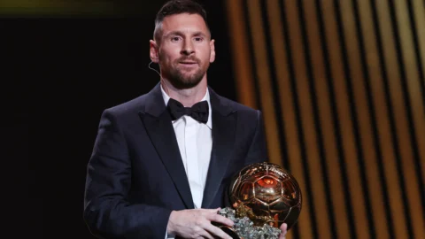 Messi conquista Bola de Ouro da France Football pela oitava vez 2 Messi conquista Bola de Ouro da France Football pela oitava vez