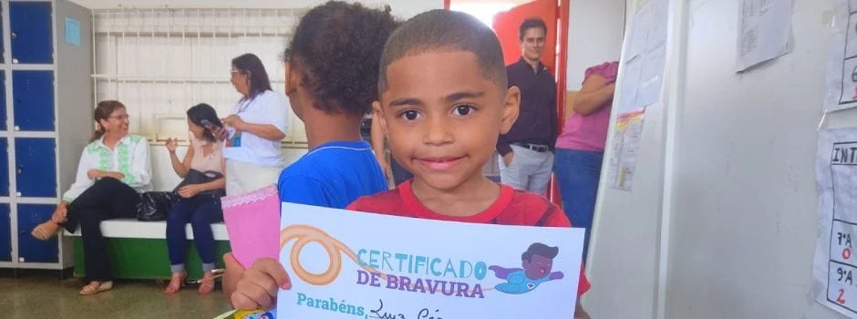 Alunos de escolas de pelo menos 16 Unidades Regionais de Saúde de Minas Gerais colocaram os cartões em dia em ações da Campanha