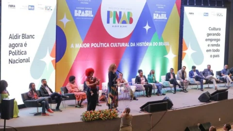 Lançada Política Nacional Aldir Blanc com repasse de R$ 15 bilhões para a cultura 2 Lançada Política Nacional Aldir Blanc com repasse de R$ 15 bilhões para a cultura