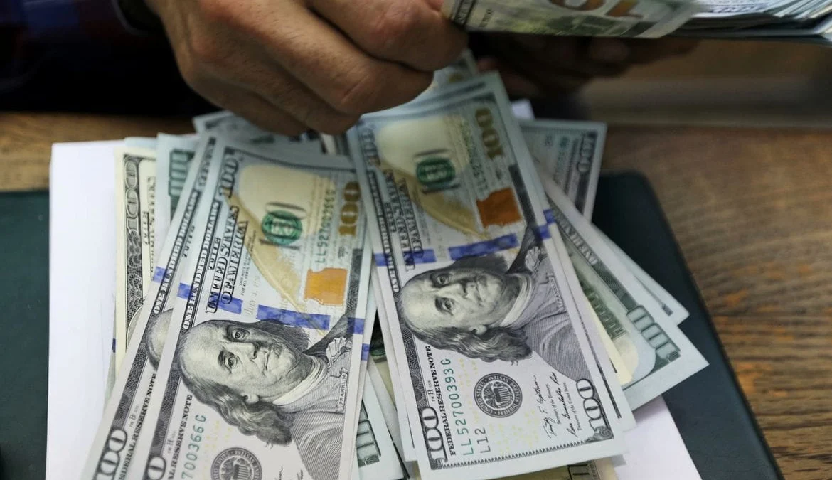 Dólar