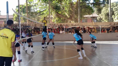 Conhecidos os vencedores do vôlei do JEV 2023