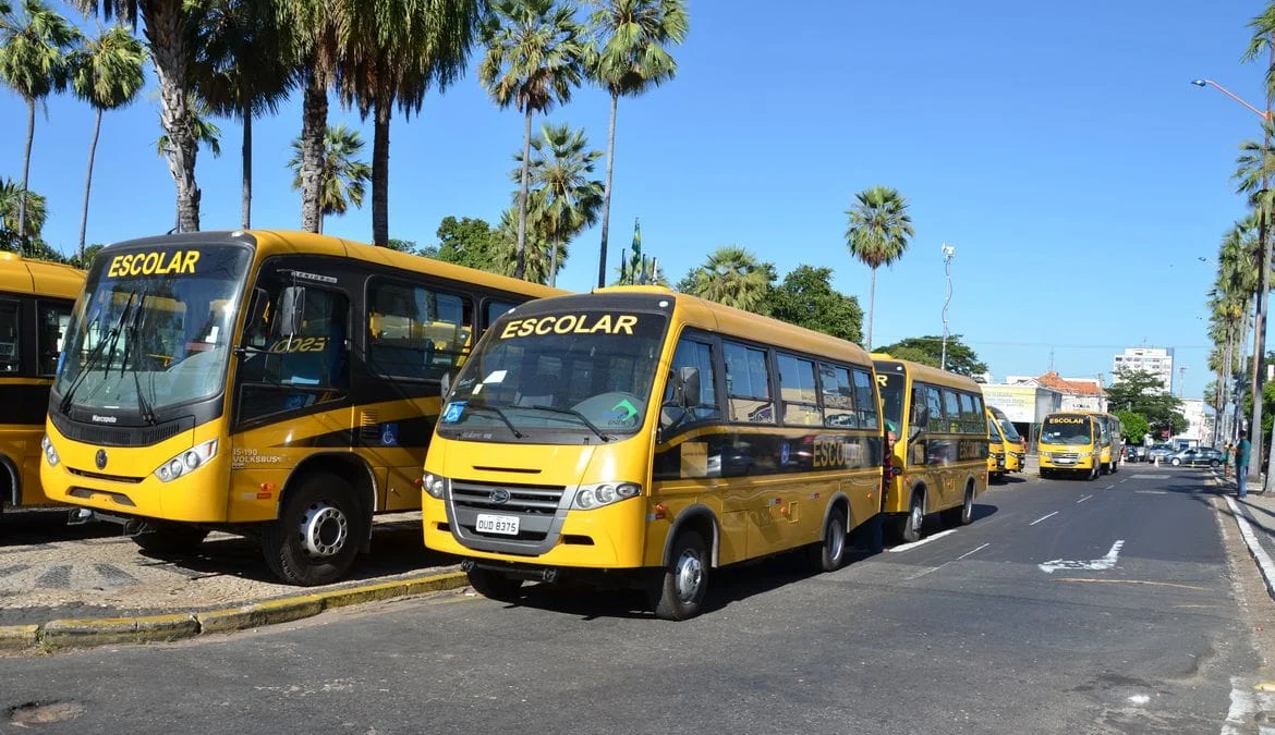 Estados e municípios têm até esta terça-feira (31) para regularizar pendências relativas ao Programa Nacional de Apoio ao Transporte