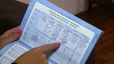 Ministério quer voltar a distribuir Caderneta da Criança ainda em 2023