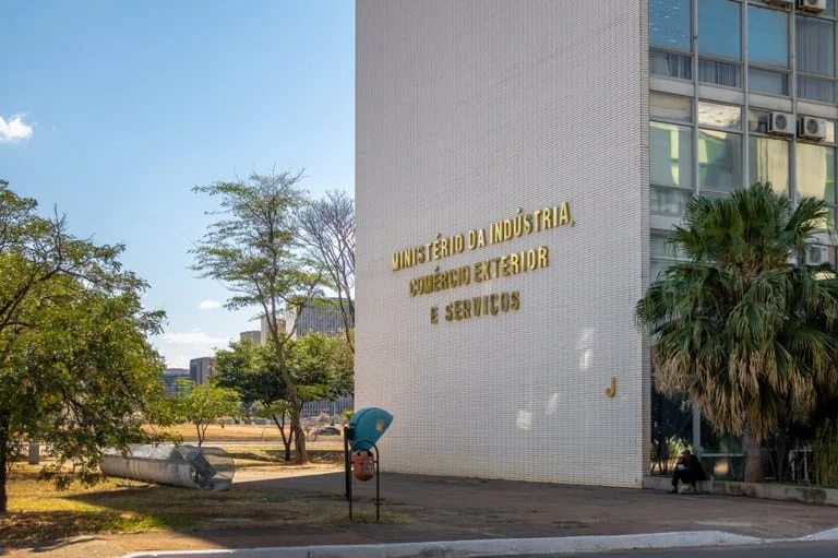O Brasil está próximo de criar um mecanismo para fortalecer a competitividade dos produtos e serviços obtidos com baixa emissão de carbono