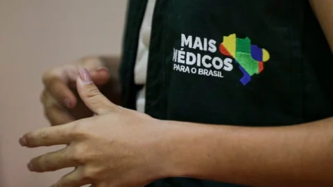 'Trabalho, Educação e Saúde' destaca o programa Mais Médicos e o uso de tecnologias digitais na saúde 8 ‘Trabalho, Educação e Saúde’ destaca o programa Mais Médicos e o uso de tecnologias digitais na saúde