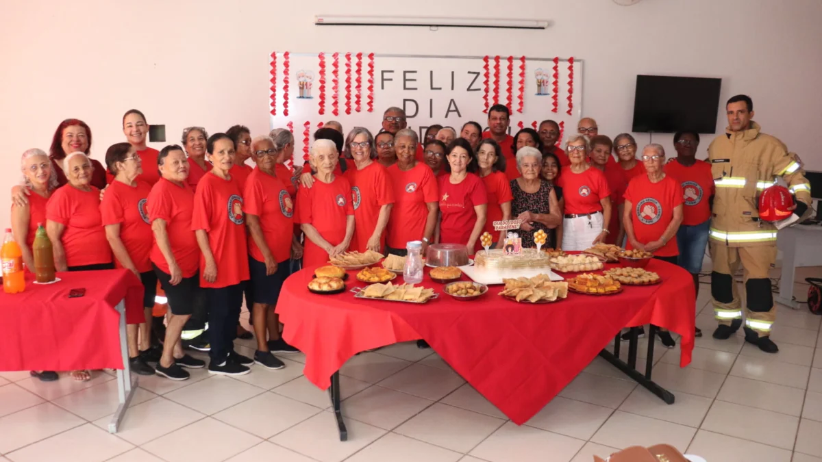 O Conselho Municipal da Mulher (CMDM) participou na última (2) de um momento celebrativo preparado pelo Corpo de Bombeiros Millitar