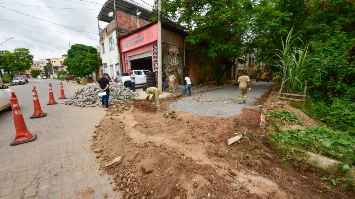Agora, as melhorias chegam para os moradores da Rua Um, no bairro Santos Dumont I