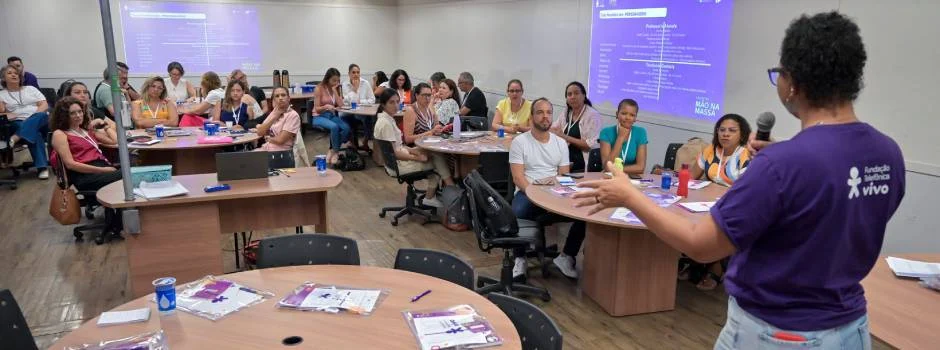 Equipes técnicas da Secretaria de Educação participam de formação em cultura digital 1 A Secretaria de Estado de Educação de Minas Gerais (SEE/MG), em parceria com a Fundação Telefônica Vivo, realizou nesta terça-feira