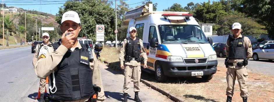 A Polícia Militar de Minas Gerais (PMMG), por meio do Comando de Policiamento Rodoviário (CPRv), divulgou, nesta segunda-feira (16/10)