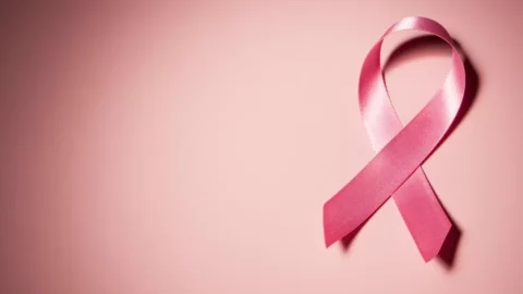 A cor rosa vai tomar conta da ESF Fraternidade nesta segunda-feira (9)