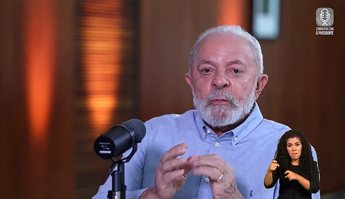 Lula diz que vai ajudar repatriar cidadãos da América do Sul de Gaza 1 O presidente Luiz Inácio Lula da Silva afirmou nesta terça-feira (24) que o Brasil vai ajudar a repatriar cidadãos da América do Sul
