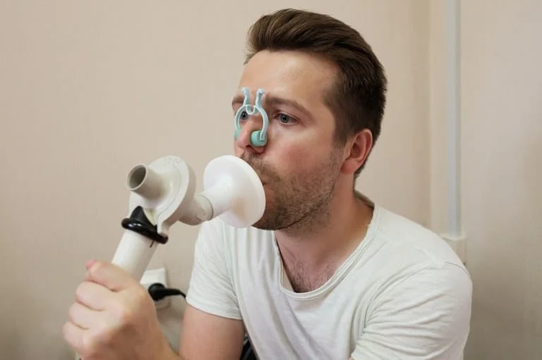 Cada vez mais a telemedicina tem se tornado uma alternativa eficiente para resolver problemas de saúde pública e ampliar o acesso