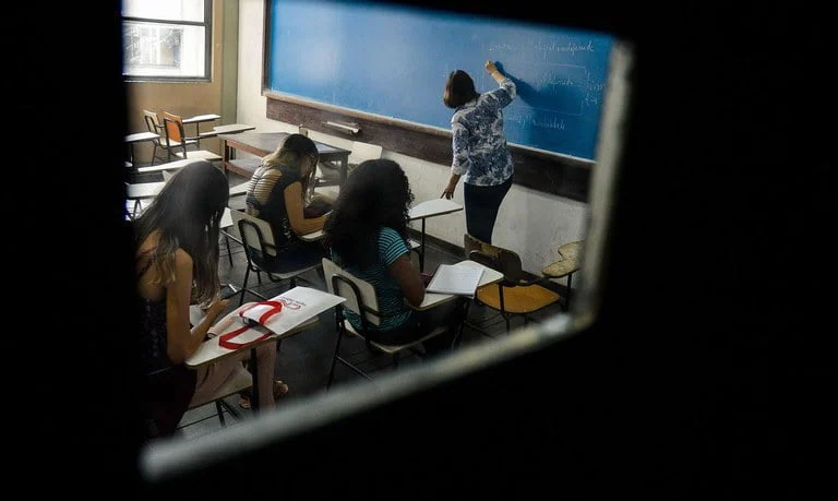 Conheça as mudanças da aposentadoria no magistério 1 Em vigor desde novembro de 2019, a Emenda Constitucional 103 - mais conhecida como Reforma da Previdência - trouxe mudanças
