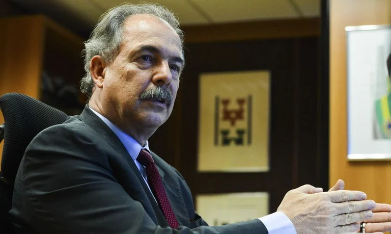 BNDES já garantiu R$ 65 bilhões para apoiar micro, pequenas e médias empresas em 2023 1 Segundo Mercadante, o BNDES vai aprofundar esse caminho e ampliar ainda mais o olhar para os pequenos negócios