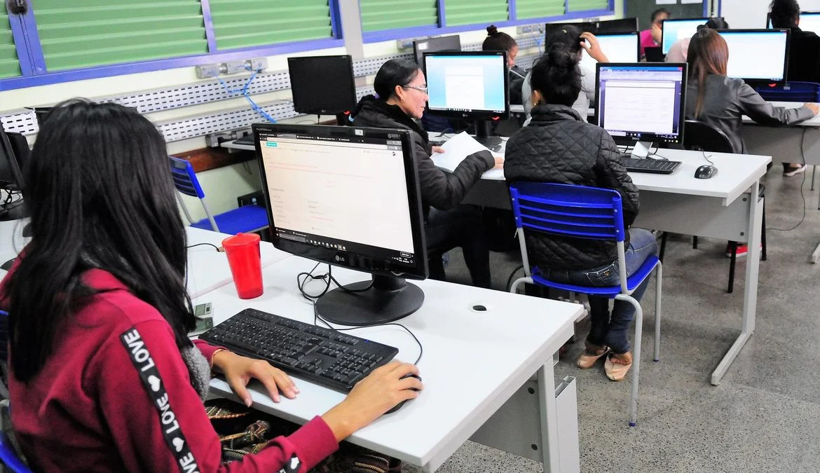 O objetivo da pesquisa estatística é oferecer informações detalhadas sobre a situação e as tendências da educação superior brasileira
