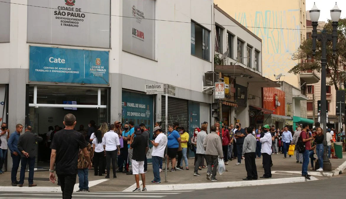Brasil registra geração de 220,8 mil empregos em agosto 1 Mutirão de emprego