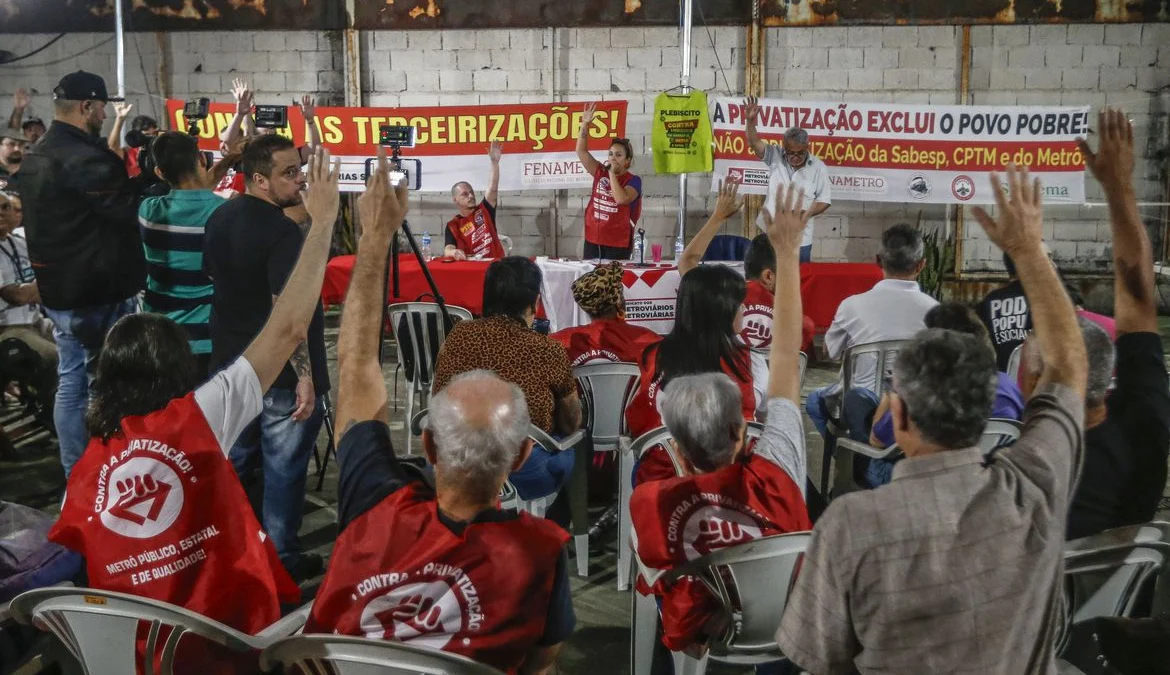 São Paulo SP 02/10/2023 Assembleia no Sindicato dos Metroviários para avaliação da greve (Rua Serra do Japi, 16 – Tatuapé)