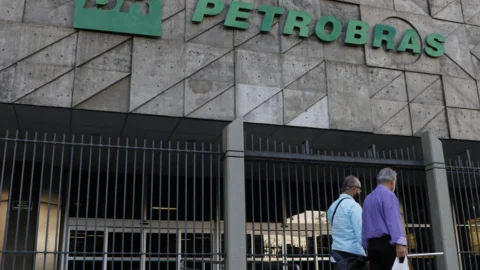 Pré-sal da Petrobras tem recorde de processamento de gás natural 10 Pré-sal da Petrobras tem recorde de processamento de gás natural