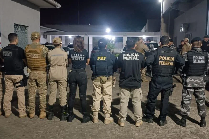 Os policiais da Força Integrada de Combate ao Crime Organizado pertencem a várias polícias, agem em conjunto e usam a inteligência