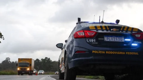 PRF registra 79 mortes em rodovias federais durante o feriado 8 PRF registra 79 mortes em rodovias federais durante o feriado