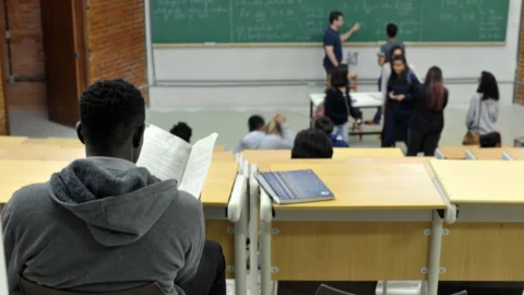 Cursinhos populares preparam para o Enem e mobilizam lutas sociais 2 Cursinhos populares preparam para o Enem e mobilizam lutas sociais