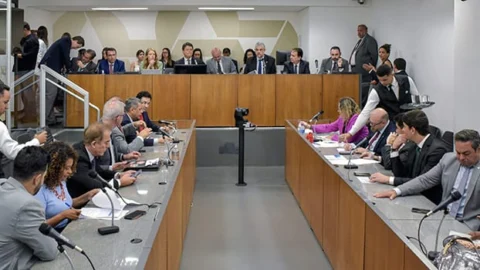 Secretários de Estado solucionam dúvidas e rebatem mitos sobre o Plano de Recuperação Econômica 2 Secretários de Estado solucionam dúvidas e rebatem mitos sobre o Plano de Recuperação Econômica