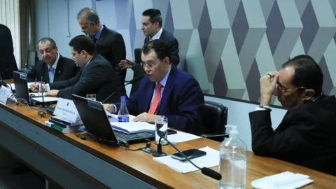 CCJ do Senado aprova texto base da reforma tributária 4 CCJ do Senado aprova texto base da reforma tributária