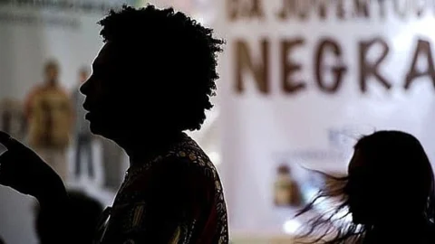 Dia da Consciência Negra: Presidente Lula assina medidas pela igualdade racial na segunda (20)