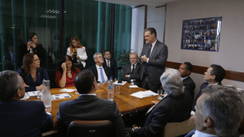 Ministro da Agricultura reúne com parlamentares para captar recursos de emendas de bancadas para 2024 3 Ministro da Agricultura reúne com parlamentares para captar recursos de emendas de bancadas para 2024
