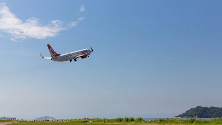 Cerca de 7,8 milhões de passageiros voaram pelo Brasil em outubro