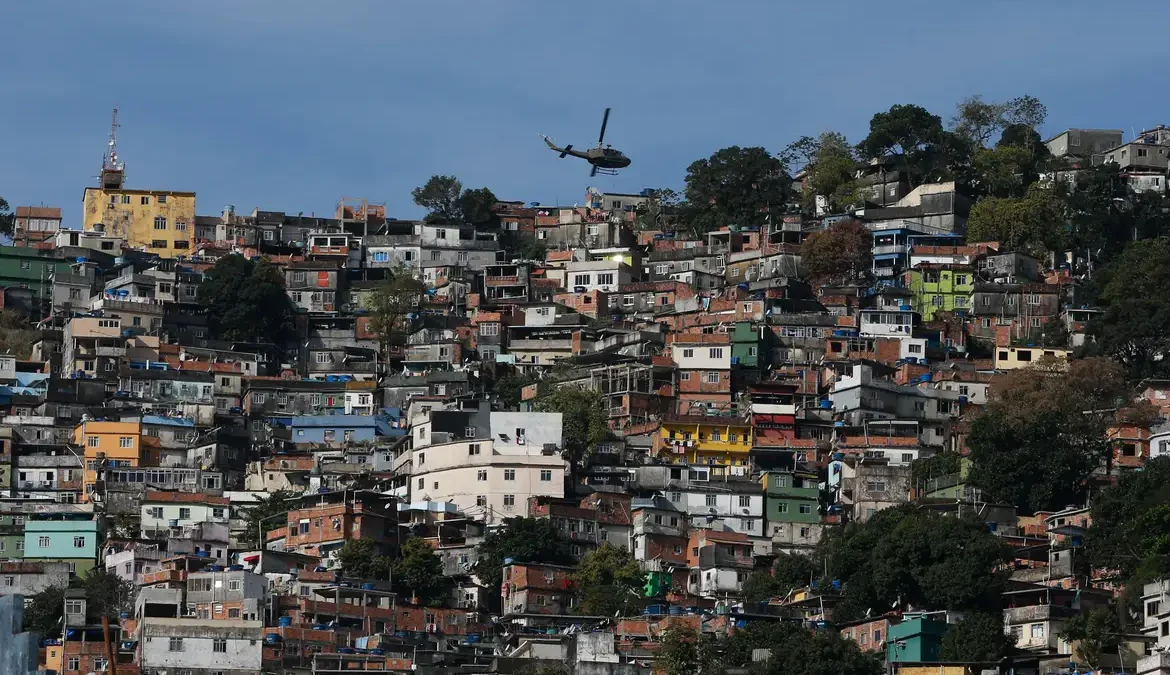 Pesquisa revela desigualdades nas favelas brasileiras 1 Estudo da UFF mostra que essas comunidades não são homogêneas