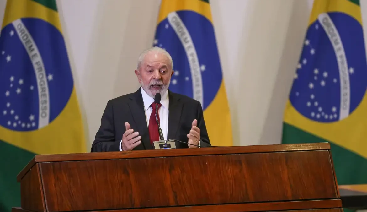 O presidente Luiz Inácio Lula da Silva anunciou, nesta quarta-feira (22), que a presidência do Brasil no G20 terá uma iniciativa para