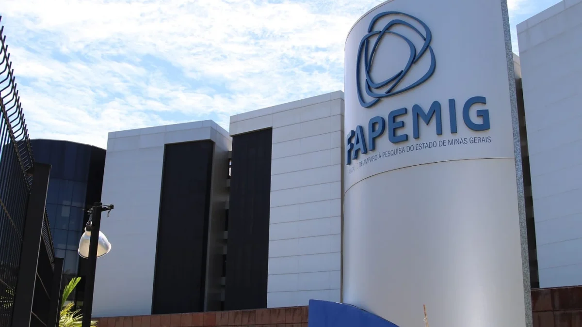 Declaração de bolsista da Fapemig está disponível pelo sistema Everest 1 Para quem precisa comprovar ser bolsista da Fundação de Amparo à Pesquisa do Estado de Minas Gerais (Fapemig) ou ter recebido, em algum