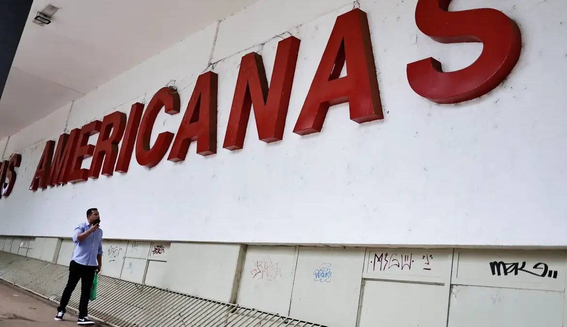 Americanas divulga prejuízo de R$ 19,1 bi em 2021 e 2022 1 Prestes a ter o plano de recuperação judicial votado, as Lojas Americanas divulgaram nesta quinta-feira (16) o tamanho do prejuízo após as