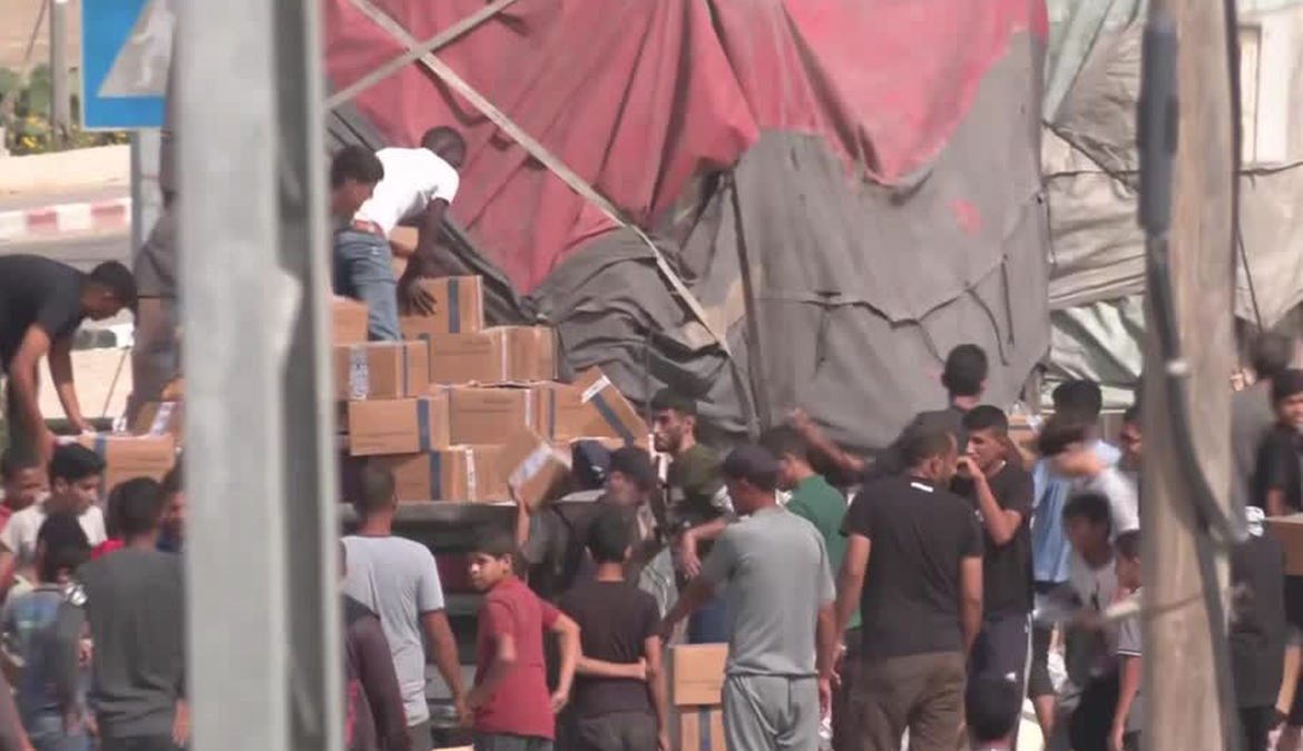 Grupo de brasileiros tem expectativa de sair de Gaza na quinta-feira 1 A diplomacia do Brasil informou aos brasileiros em Gaza que os responsáveis dos países envolvidos na evacuação de civis do enclave avisaram