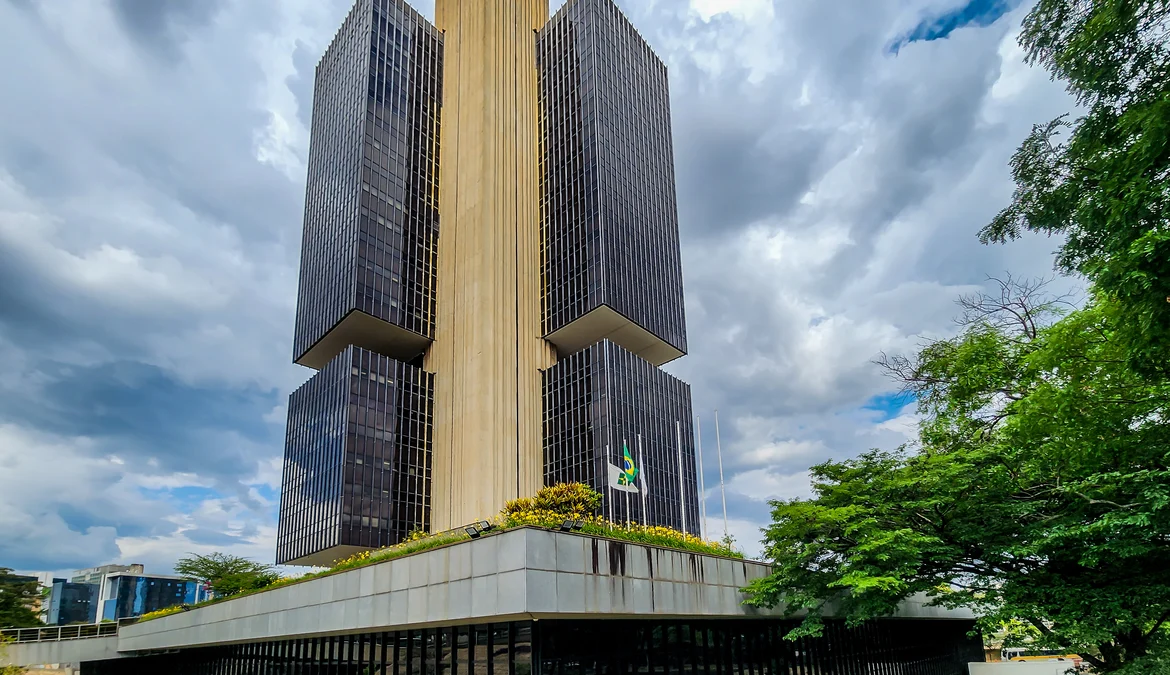 O comportamento dos preços fez o Banco Central (BC) cortar os juros pela terceira vez seguida