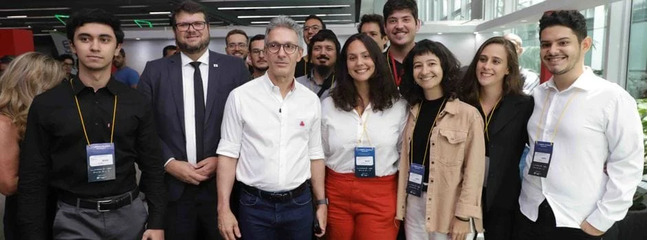 Governo de Minas mostra apoio ao setor tecnológico em feira de negócios em Uberlândia 1 O governador Romeu Zema vistoriou, na tarde desta quinta-feira (23/11), o estande do Governo de Minas montado na Uberlândia Summit 2023