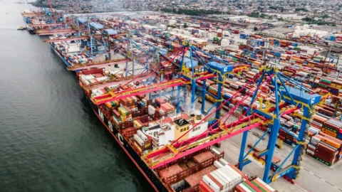 Ministro de Portos e Aeroportos celebra a inauguração de projeto aguardado por décadas no Porto de Santos 10 Ministro de Portos e Aeroportos celebra a inauguração de projeto aguardado por décadas no Porto de Santos