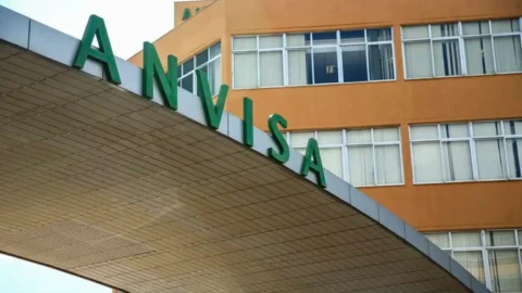 Regularização de novas pomadas capilares: Anvisa publica perguntas e respostas 3 Regularização de novas pomadas capilares: Anvisa publica perguntas e respostas