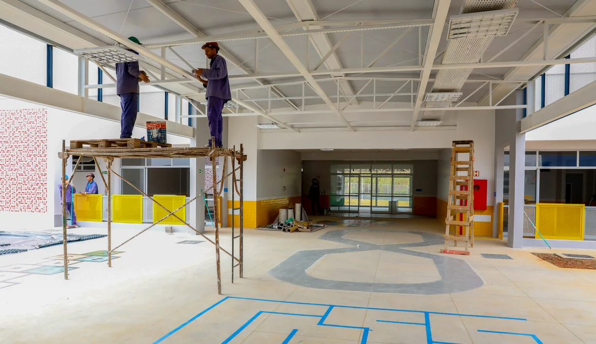 Inscrições para o Novo PAC Seleções terminam nesta sexta-feira 1 Termina nesta sexta-feira (10) o prazo para estados e municípios inscreverem propostas no eixo de Educação, Ciência e Tecnologia do Novo