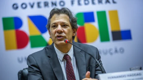 Receita investigou aumento de compensações tributárias, diz Haddad 9 Receita investigou aumento de compensações tributárias, diz Haddad