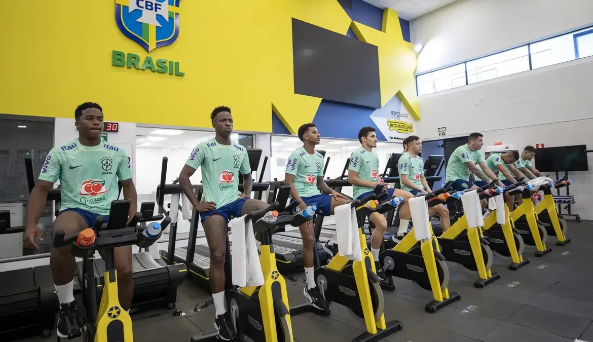 A seleção brasileira começou a se apresentar nesta segunda-feira (13) na Granja Comary, em Teresópolis (Rio de Janeiro)